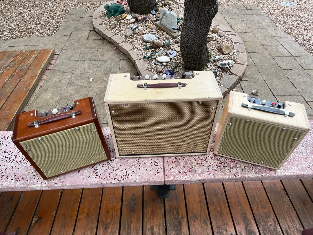 Fender 5F1 Tweed Champ Lacewood...Fender 5E3 Tweed Deluxe Baltic birch (unfinished)...5F1 Tweed Champ Baltic birch (unfinished)... the finish on the birch enclosures was the last step...