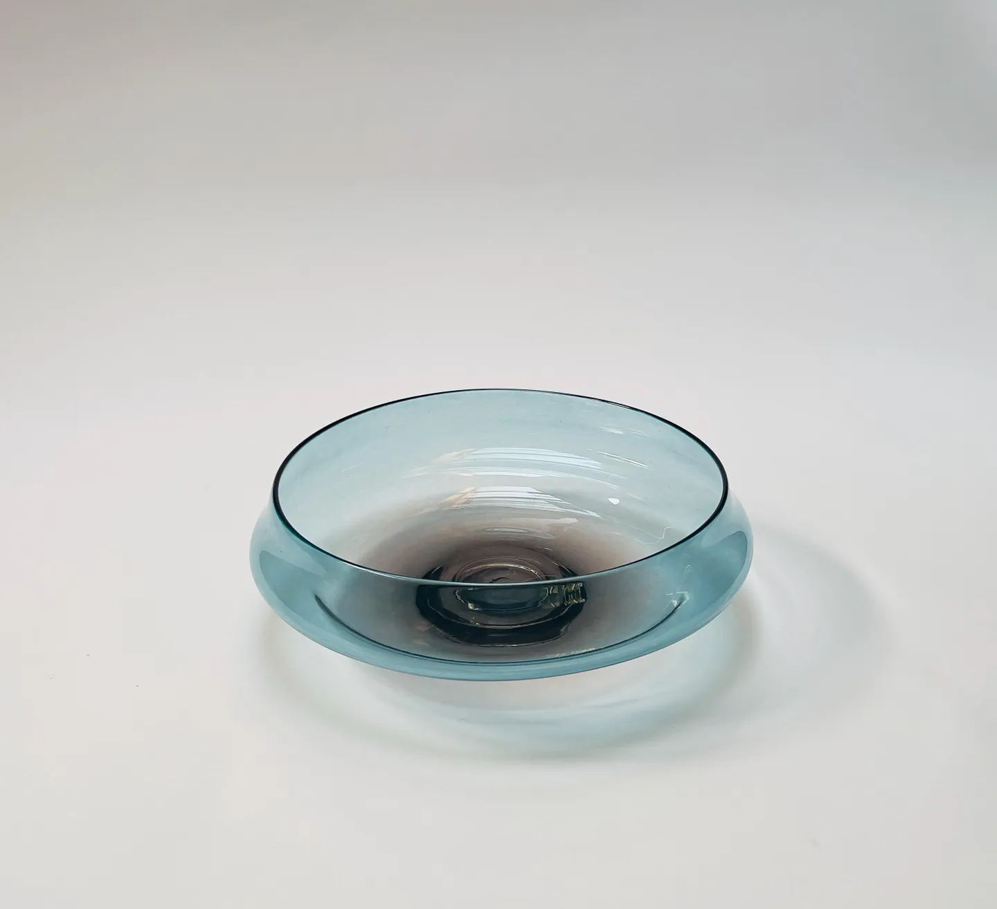 selected image for product