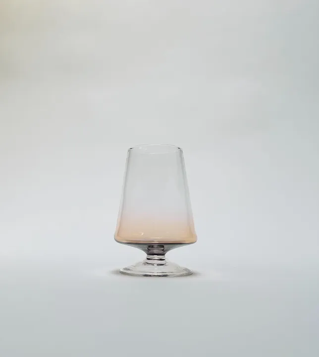 Craft Beer Glass with Blown Foot, Gold Topaz, 15oz.