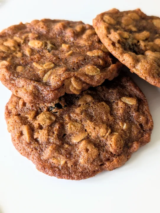 WWII Molasses Oatmeal Cookies