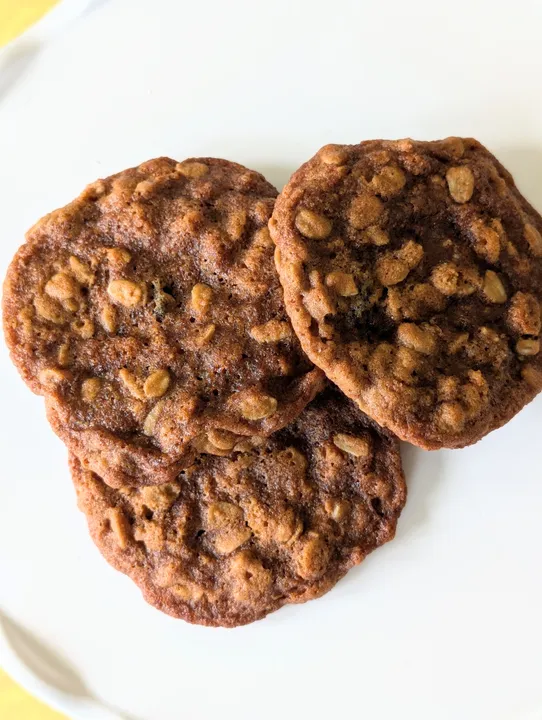 WWII Molasses Oatmeal Cookies